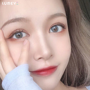 Best COLORED CONTACTS - LUMEYE Queen Blue Colored Contact Lenses - LUMEYE