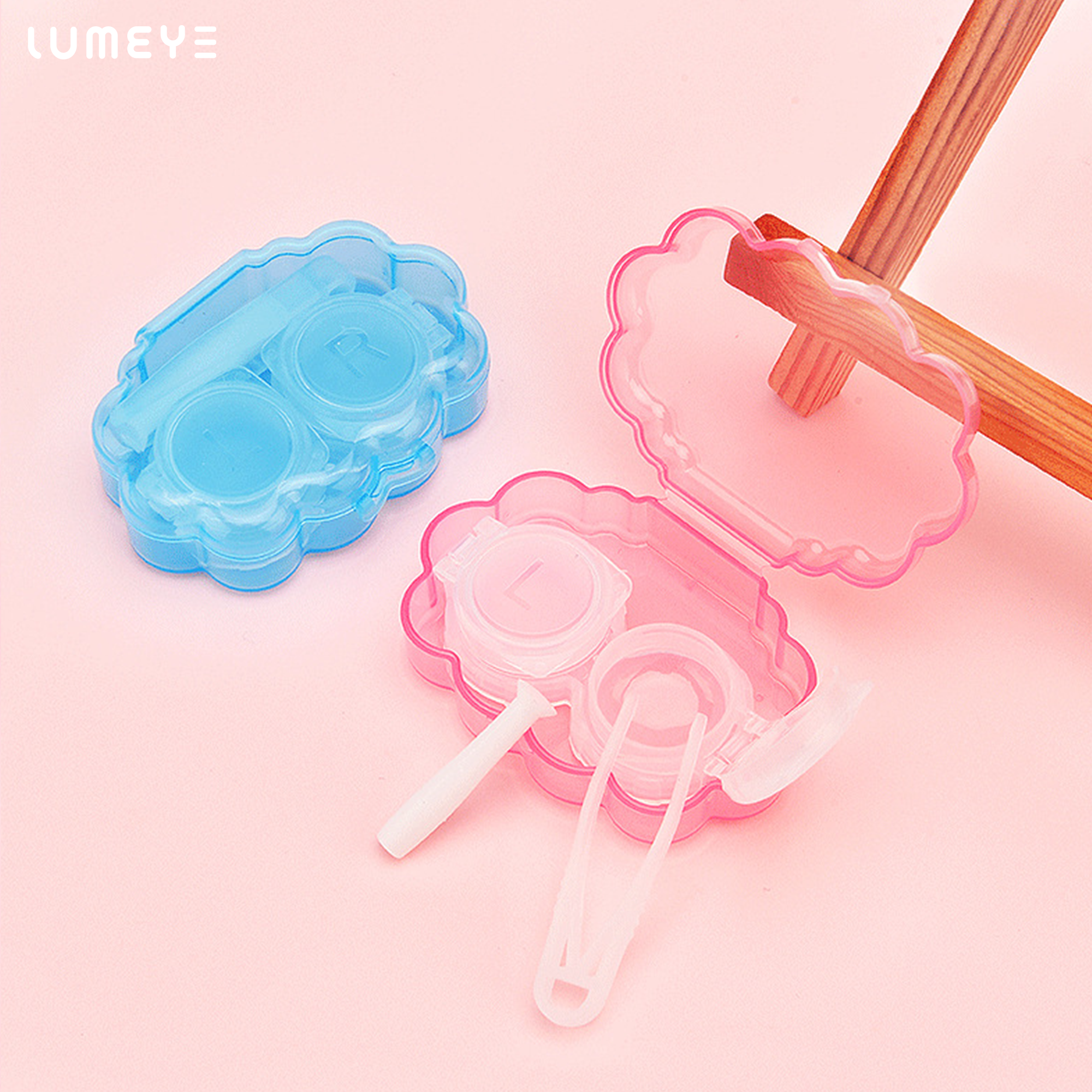 Best COLORED CONTACTS - LUMEYE Lovely Cloud Lens Case - LUMEYE