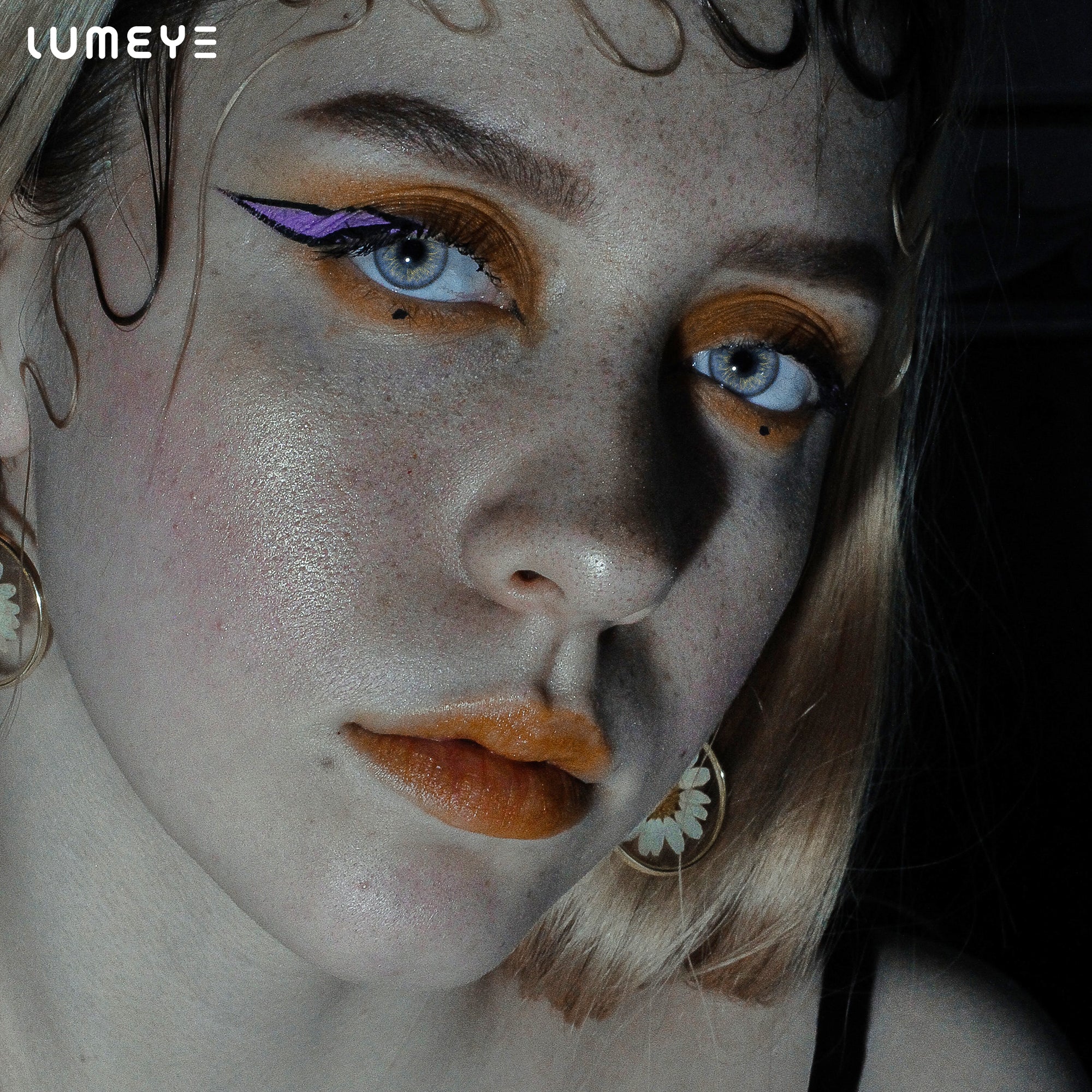 Best COLORED CONTACTS - LUMEYE Feel Blue Colored Contact Lenses - LUMEYE