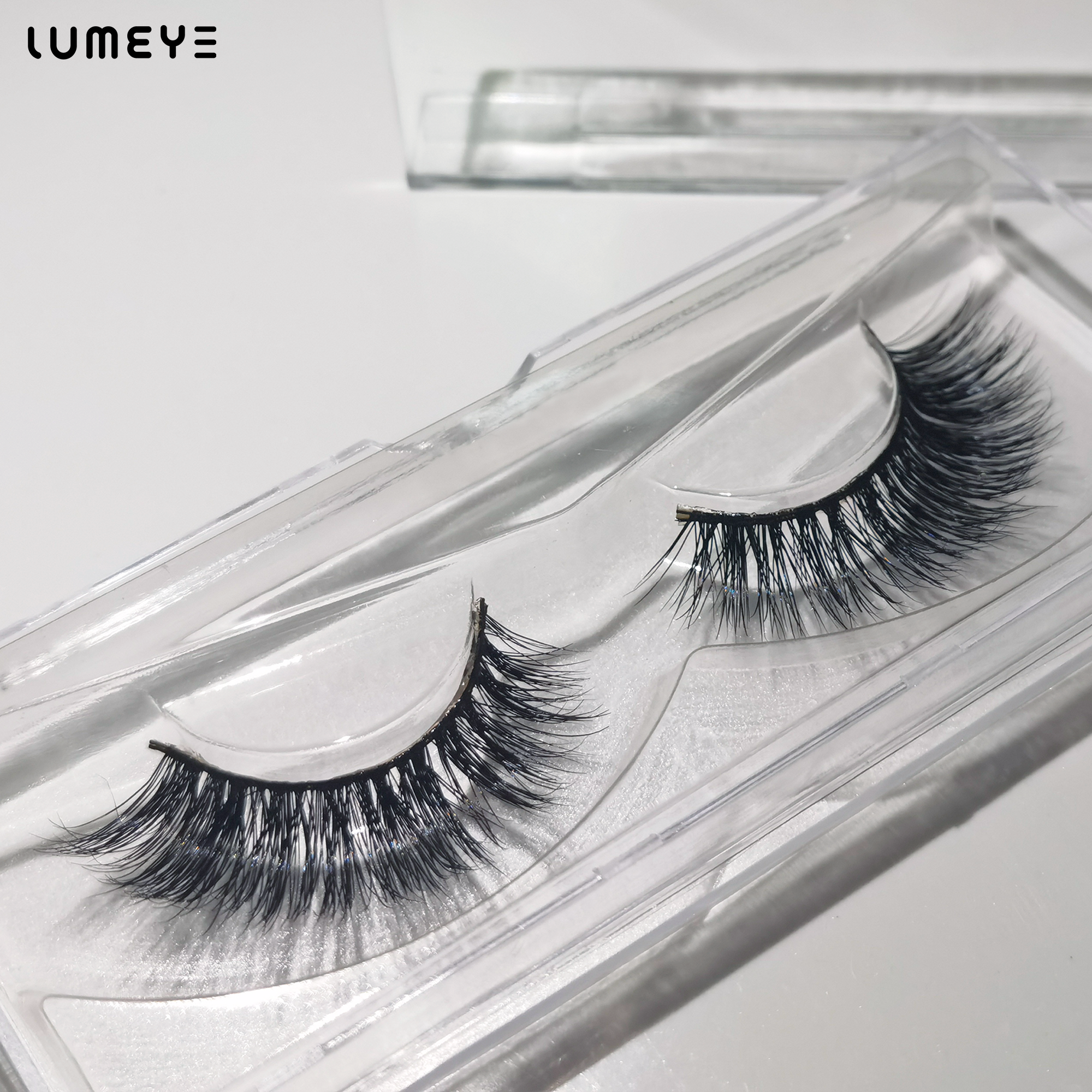 Best COLORED CONTACTS - LUMEYE Charming Dramatic Handmade Eyelashes - LUMEYE