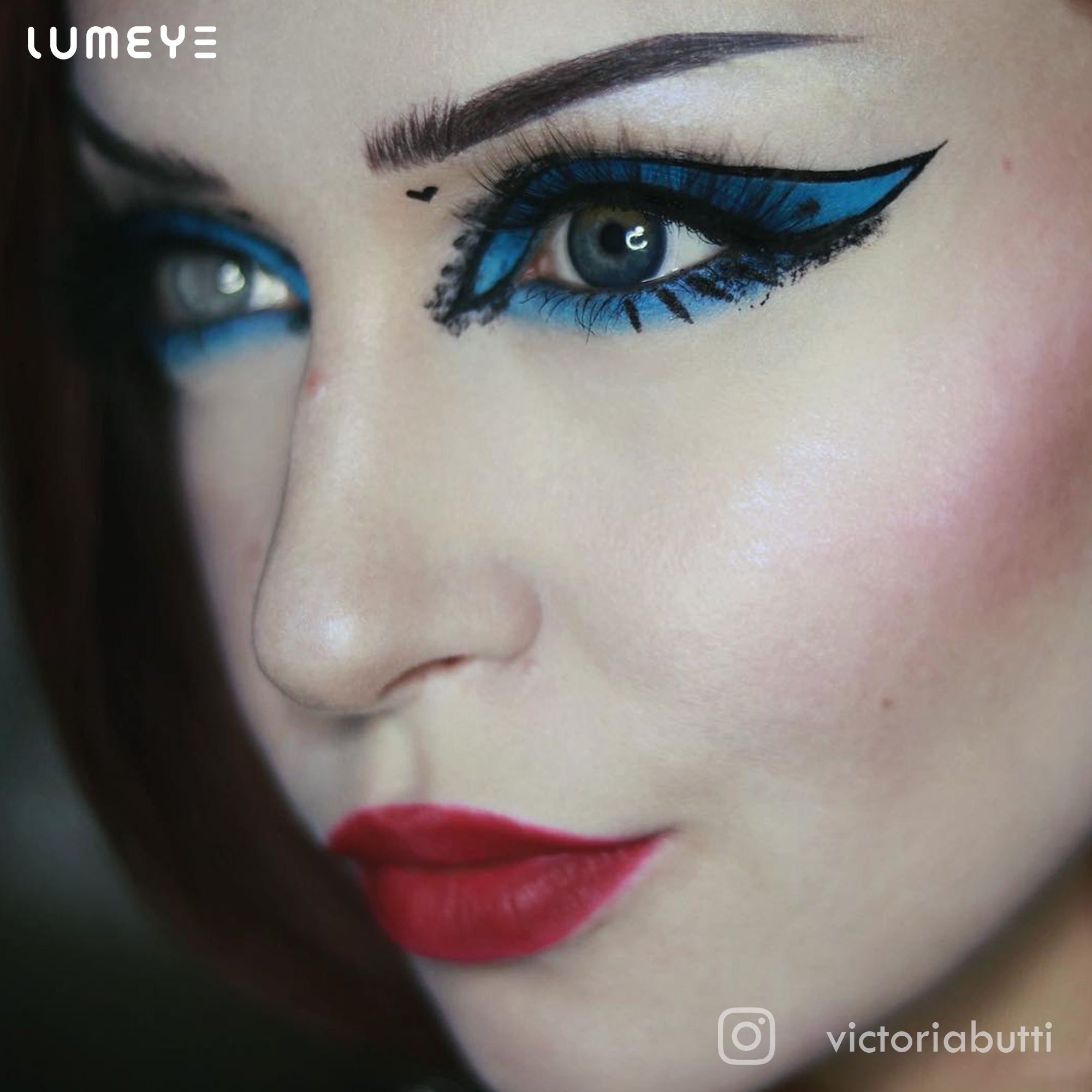 Best COLORED CONTACTS - LUMEYE Psycho Blue Colored Contact Lenses - LUMEYE