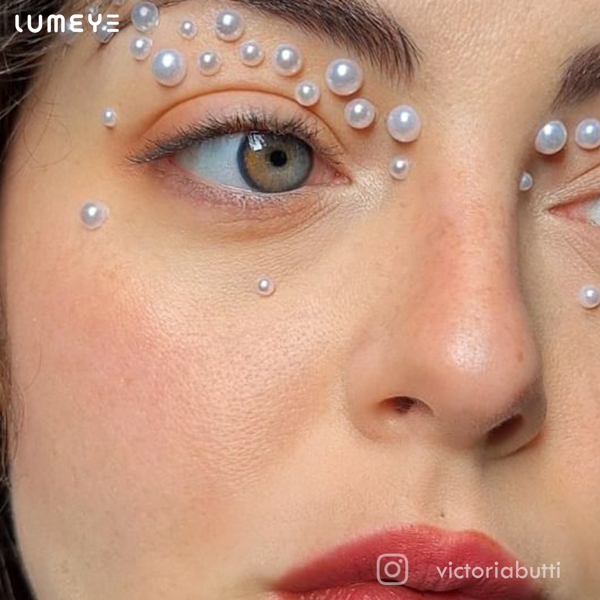 Best COLORED CONTACTS - LUMEYE Psycho Blue Colored Contact Lenses - LUMEYE